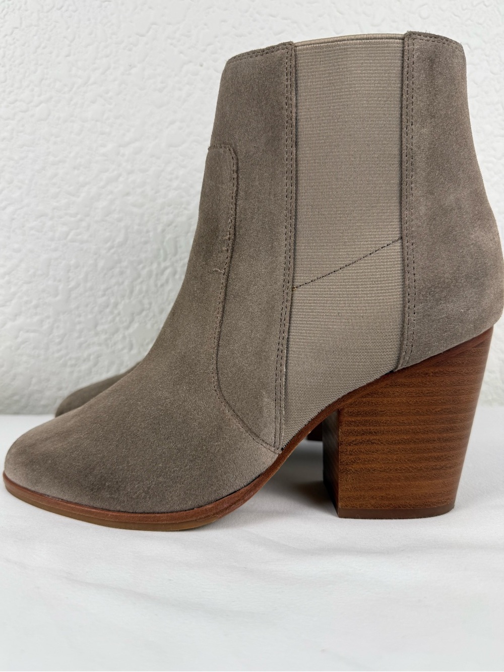 Soludos | Emma | Suede Ankle Booties | Mineral‎ Gray | Size 8
